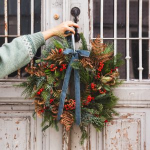 Coroa de Natal M Totalmente Preenchida