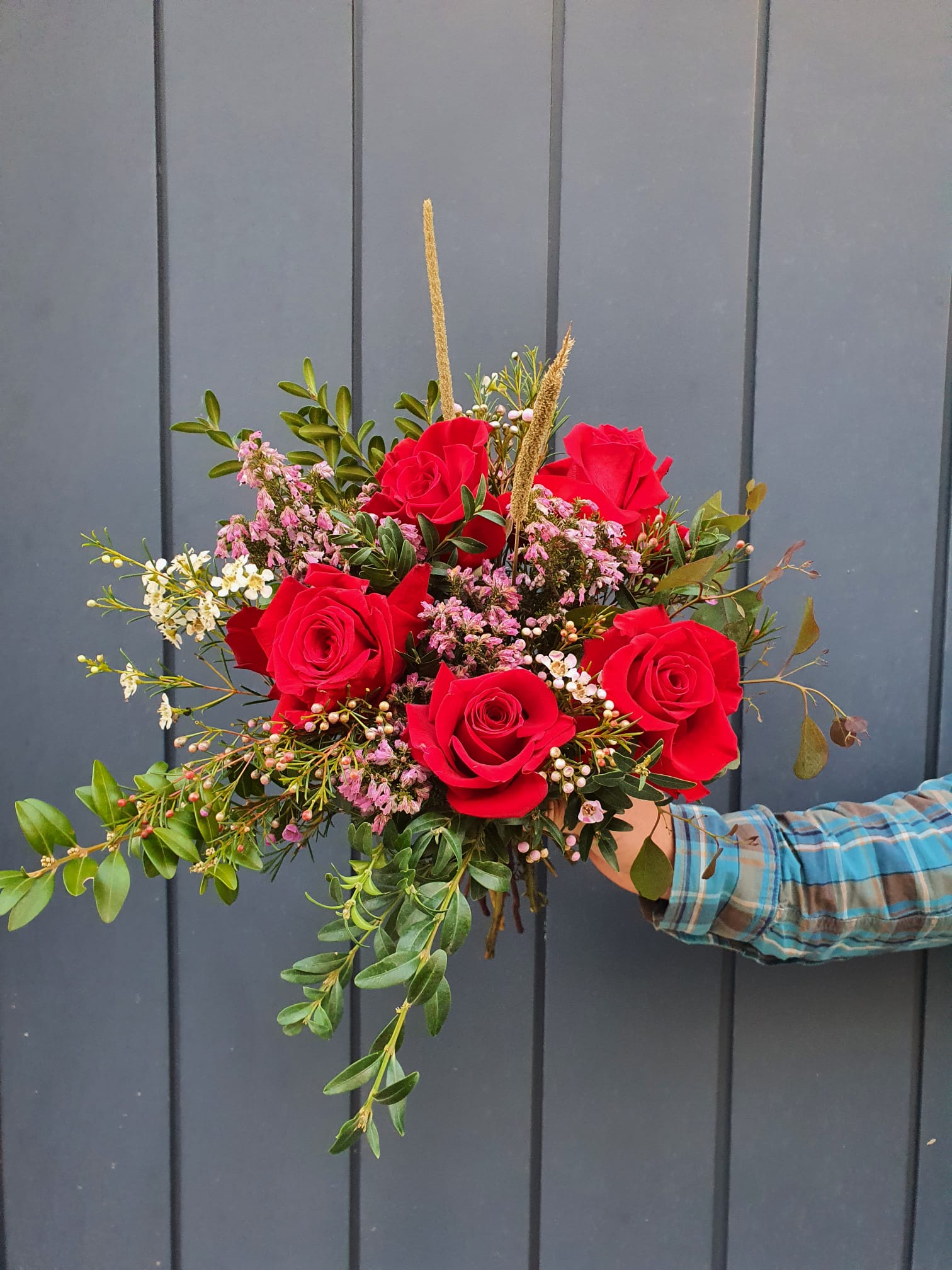 Ramo de 5 rosas vermelhas - Especial Valentines - Image 4